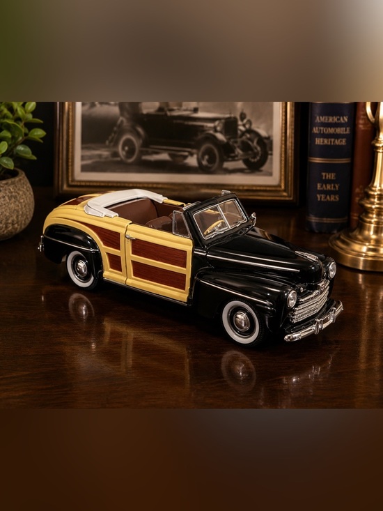 Other - 1946 Ford Sportsman Convertible Diecast 1:32 National Motor Museum Mint Case